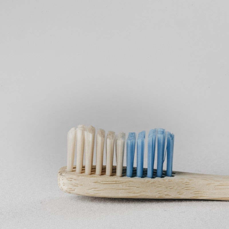 BANBU Cepillo de Dientes de Bambú Duro Azul-2