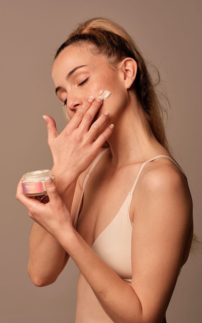 BANBU Crema Hidratante Facial Shine 50ml-2