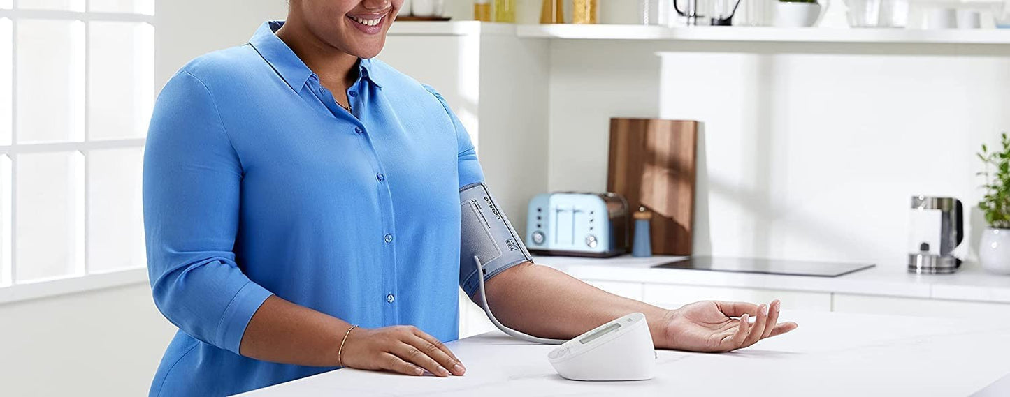 OMRON M2 Basic Tensiómetro Digital de Brazo HEM-7121J-E-2