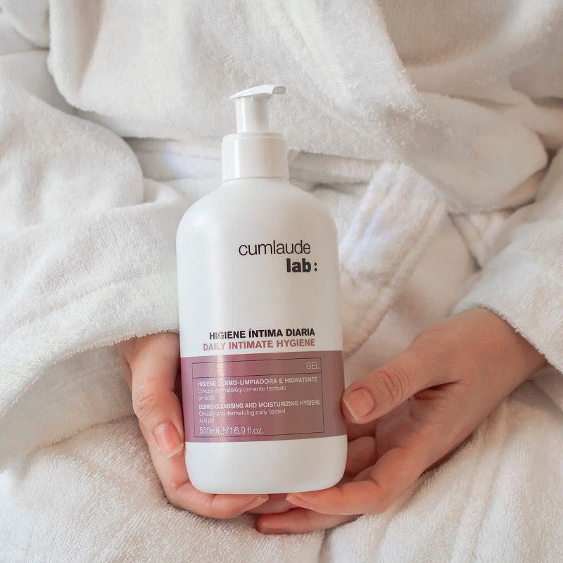 CUMLAUDE LAB Higiene Íntima Diaria Gel Limpiador Duplo 2x500ml-4