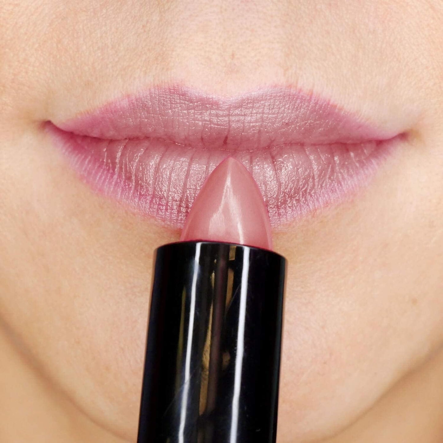 Camaleón Balsamo Labial Con Color Spf50 Marrón Sugar-3