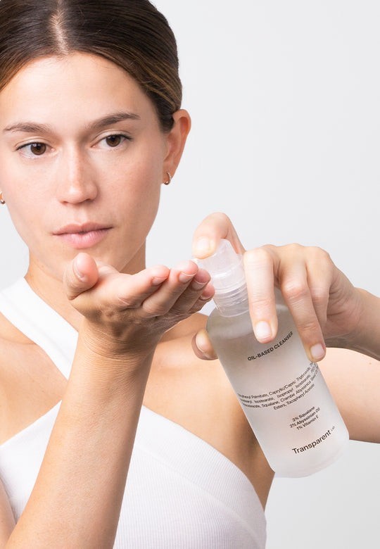 Transparent Lab Oil Based Cleanser-5