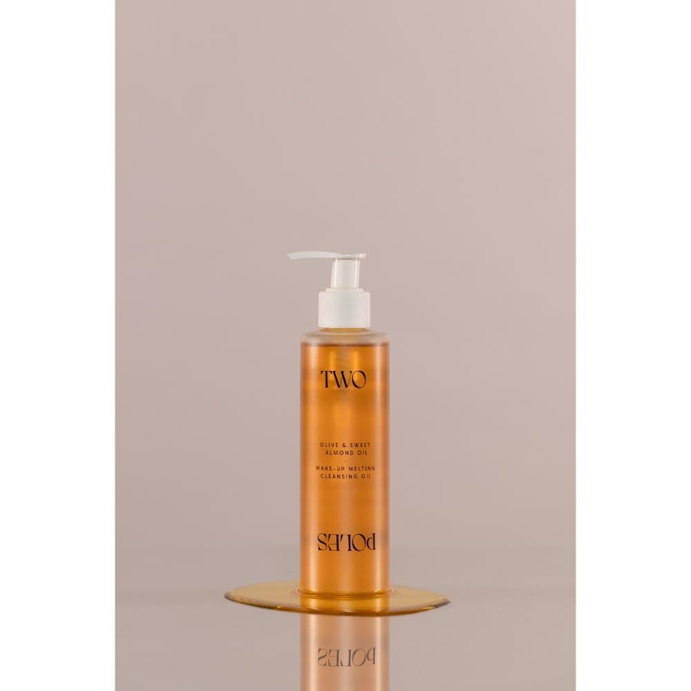 Two Poles Make-up Melting Cleansing Oil 190 ml-9