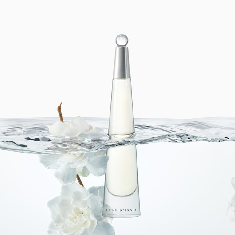 Issey Miyake L'Eau d'Issey Eau de Parfum 50ml-2