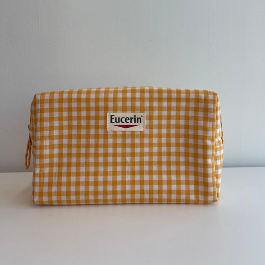 Neceser Verano Eucerin-1