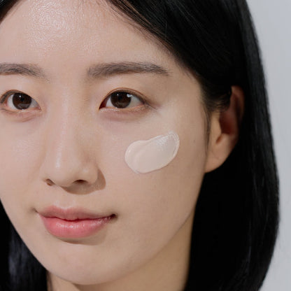 Skin1004 Madagascar Centella Tone Brightening Toneup Sunscreen 50ml