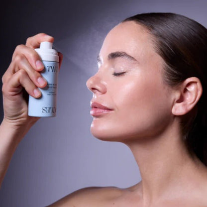 Two Poles Luminous Face Mist Bruma Facial Iluminadora 80 ml