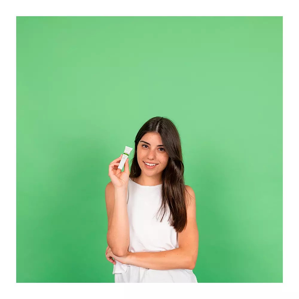 Alma Secret Contorno Ojos Antiedad Aguacate, Té Verde & Cafeína 10 ml-3