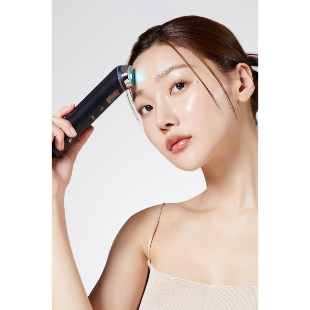 medicube Massaggiatore Di Bellezza Age R Booster Pro 6 In 1 medicube Massaggiatore Di Bellezza Age R Booster Pro 6 In 1
