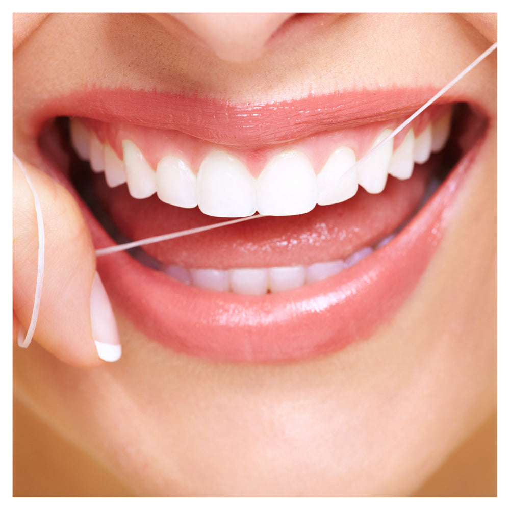 ORAL-B Seda Dental Essential Floss con Cera y Menta 50m-3