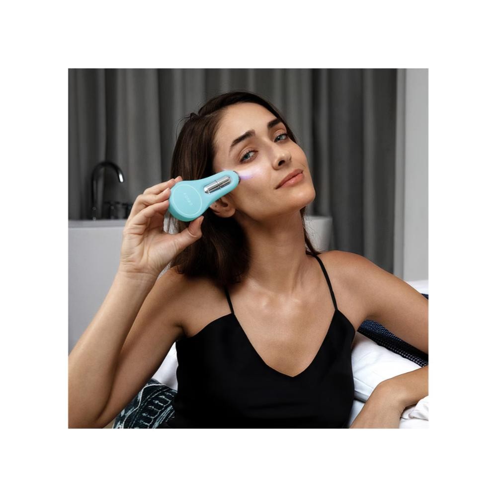 FOREO BEAR™ 2 Eyes & Lips – Precise Rejuvenation for Eyes and Lips