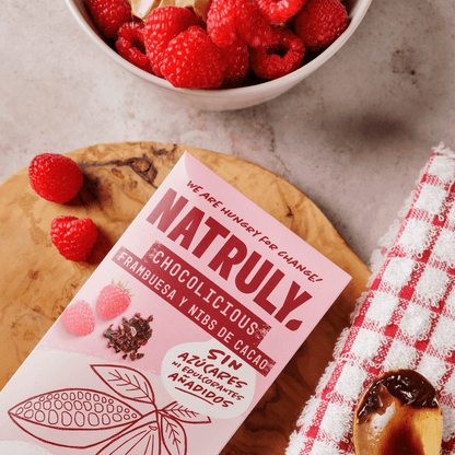 Natruly Tableta Chocolicious chocolate con Frambuesa y nibs de cacao 85g